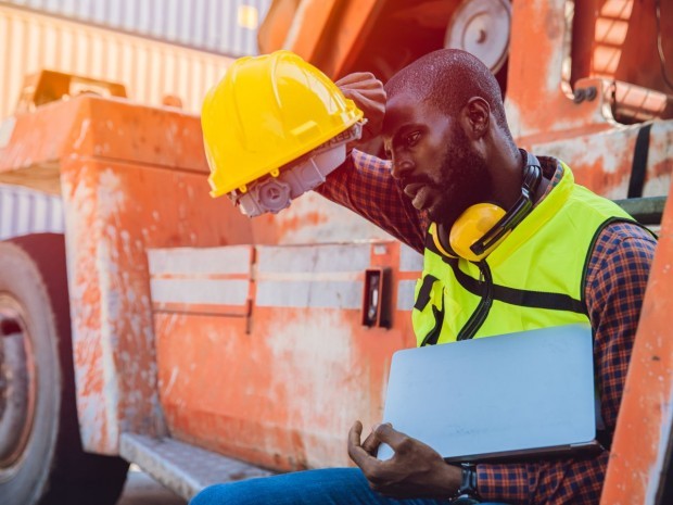 Canicule vague de chaleur chantier ouvrier