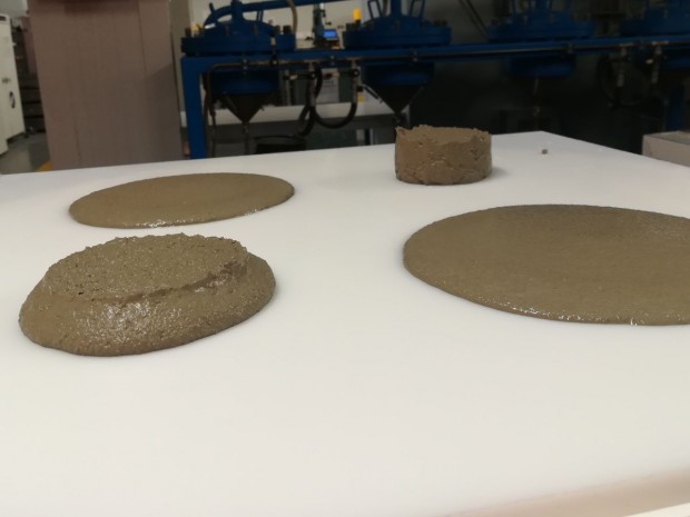 Ciment sous différents adjuvants Chryso