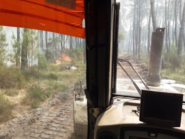 Incendie Gironde engins Eiffage Route