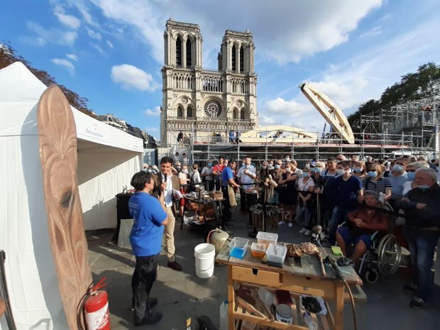 Village chantier Notre-Dame de Paris