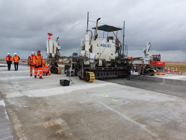 Première phase de travaux piste 1 de Roissy - Charles-de-Gaulle