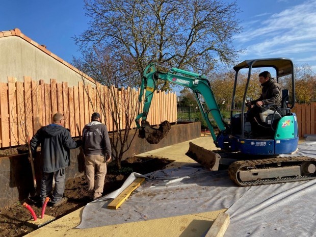 Bioparc Doué-la-Fontaine, construction de gîtes