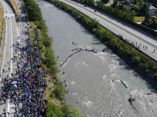 Manifestation contre le Lyon-Turin