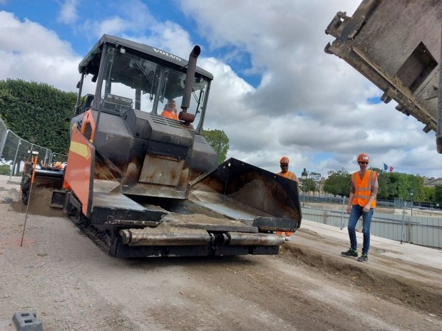 Travaux colas tuileries rampes du fer à cheval