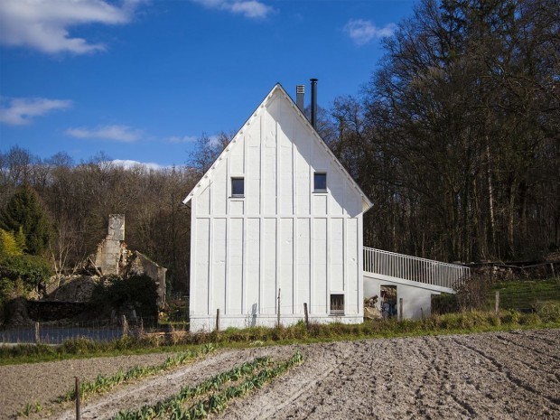 Une maison inhabitée transformée