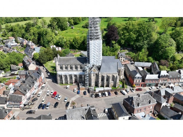 Chantier rénovation collégiale Notre-Dame-d'Auffay