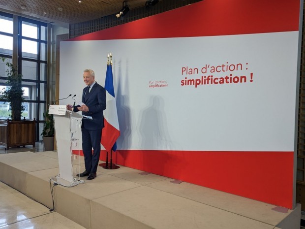 Bruno Le Maire, ministre de l'Economie, le 24/04/2024 lors de la présentation du plan simplification, à Bercy.