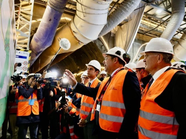 Sur le chantier du Lyon-Turin, Gabriel Attal ...