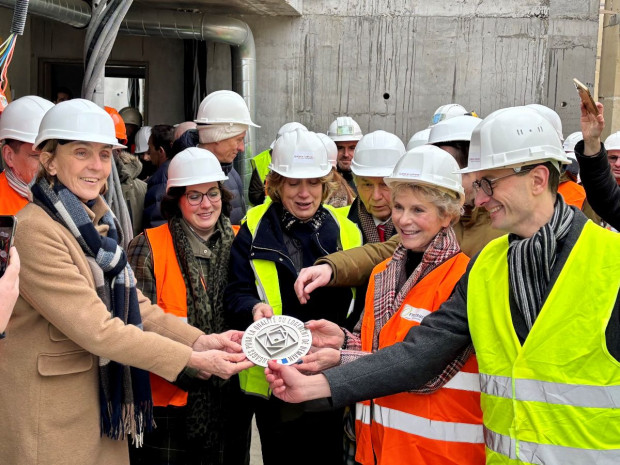 Valérie Létard Visite de chantier à Ormesson-sur-Marne le 7 février 2025. 