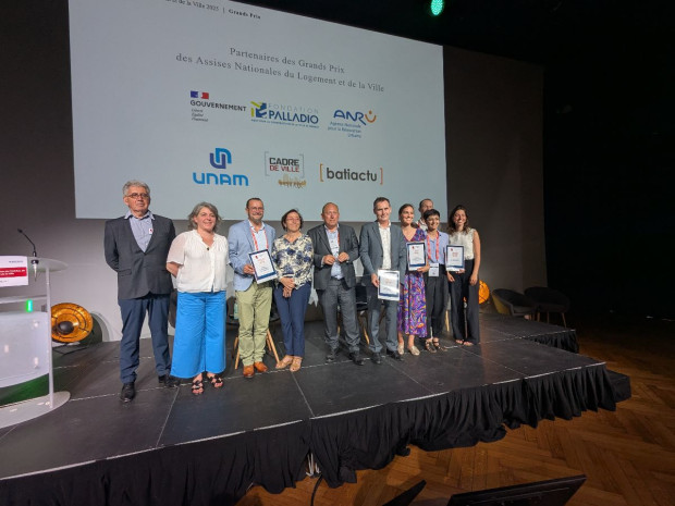 Les lauréats des Grands prix des Assises du logement, le 17 juin 2025.