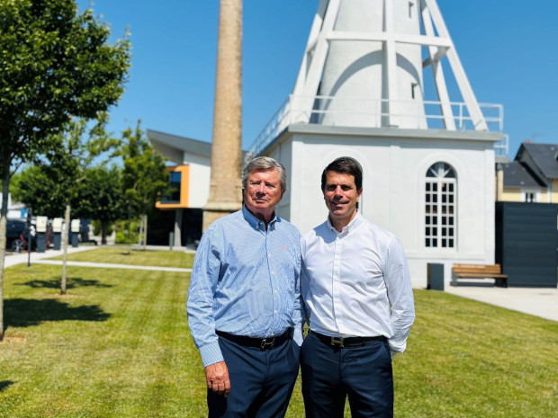 Patrick Vandromme et son fils Loïc Vandromme président du conseil d'administration et directeur général du groupe Hexaom