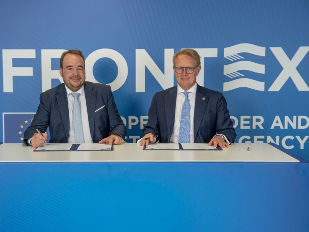 Denis Mathern, directeur Eiffage Pologne, et Hans Leijtens, directeur exécutif Frontex