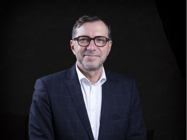 Christian Buchel, UFE Christian Buchel, UFE