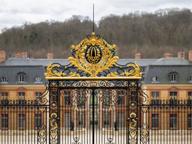 Grille château de Dampierre