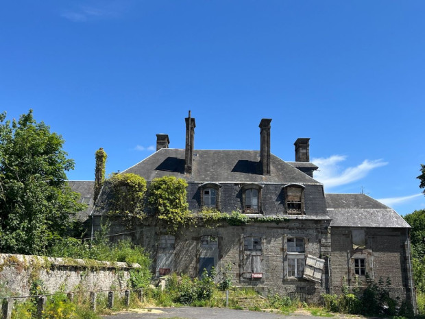 Château de Sourdeval, Manche