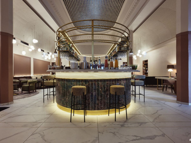 À Lille, une banque Art déco transformée en ...