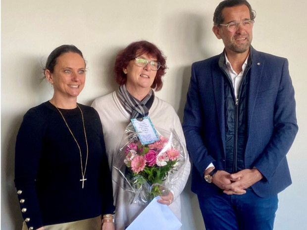 De gauche à droite : Valérie-Anne Charroin, Karine Druguet et Samuel Minot, président de la FFB AURA De gauche à droite : Valérie-Anne Charroin, Karine Druguet et Samuel Minot, président de la FFB AURA