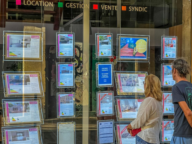 Location vitrine agence immo