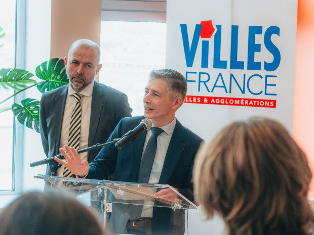 Jean-Fran&ccedil;ois Debat et Gil Av&eacute;rous, le 14 janvier 2026.