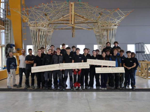 Eurobois arche con&ccedil;ue par les &eacute;l&egrave;ves de l'&Eacute;cole Sup&eacute;rieure du Bois de Lyon 