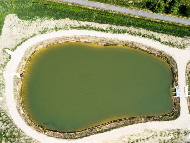 Bassin de retenue d'eau