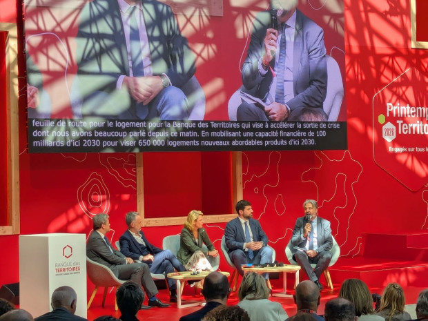 Conférence plénière lors du printemps des territoires 2026, le 21 mai 2026, à Paris. Conférence plénière lors du printemps des territoires 2026, le 21 mai 2026, à Paris.