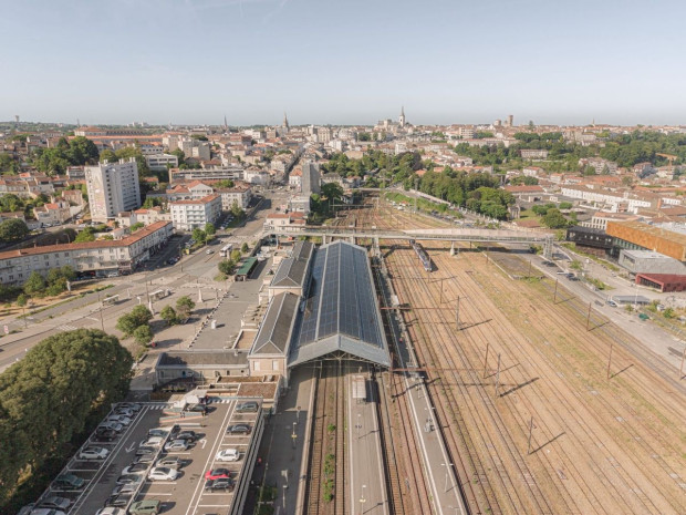 Angoul&ecirc;me Grande halle voyageurs Arep