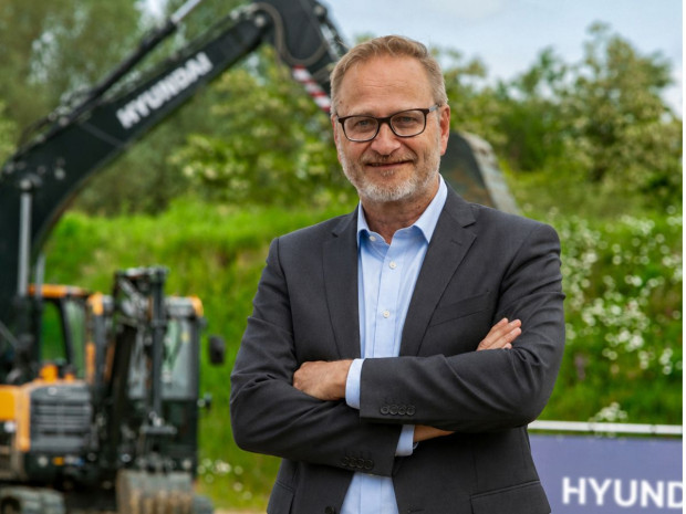 Peter Sebold responsable Grands Comptes Europe pour Hyundai Construction Equipment Peter Sebold responsable Grands Comptes Europe pour Hyundai Construction Equipment