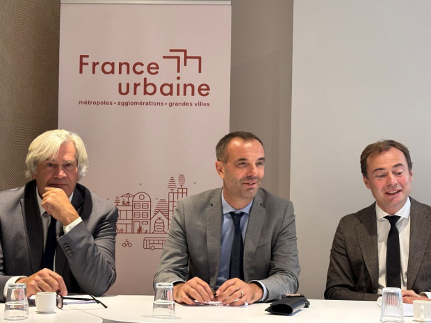 Stéphane Le Foll, maire du Mans; Michaël Delafosse maire de Montpellier et Aristide Olivier maire de Caen le 14 octobre 2026 Stéphane Le Foll, maire du Mans; Michaël Delafosse maire de Montpellier et Aristide Olivier maire de Caen le 14 octobre 2026