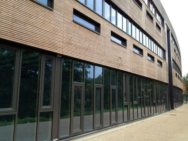 Lyc&eacute;e de B&egrave;gles