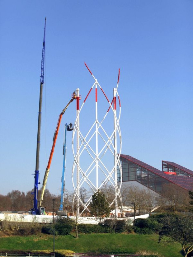 L\'a&eacute;robar au Futuroscope