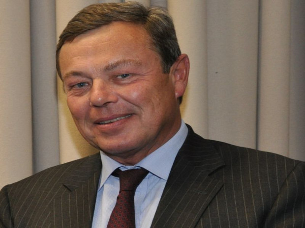 Didier Riou pr&eacute;sident de l\'UNICEM 