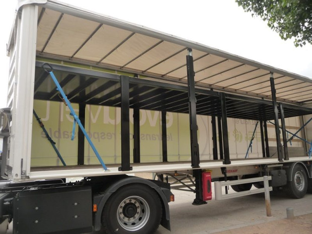 Remorque double-plancher