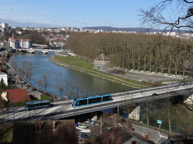 Inauguration du tramway de Besan&ccedil;on