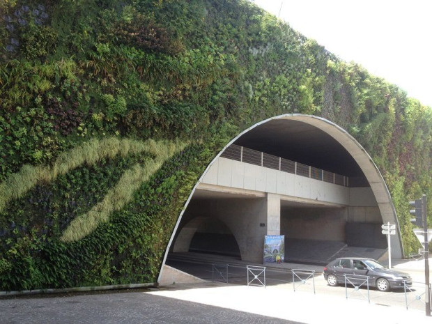 Mur v&eacute;g&eacute;tal Aix en Provence