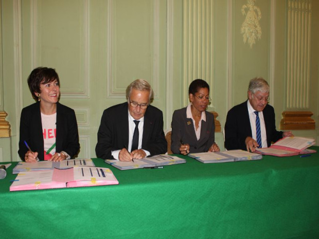 Signature de la convention Agir pour l\'Emploi au minsit&egrave;re du travail