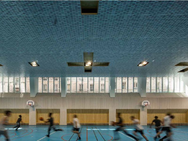 Construction de 69 logements sociaux et d\'un gymnase semi-enterr&eacute;  