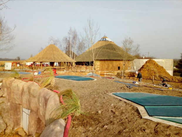Construction d&eacute;cor Terre des Lions ZooParc de Beauval 