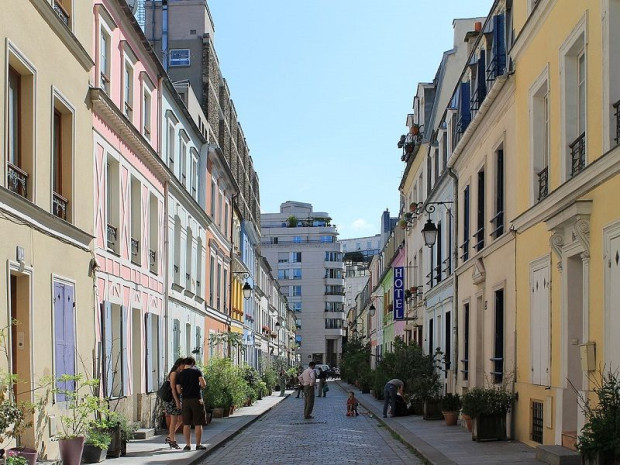 Rue Cr&eacute;mieux (Paris)