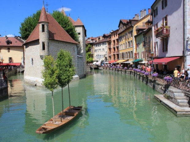 Les Trois-m&acirc;ts, de Bob Berschueren (Belgique) pour Annecy Paysages 2020