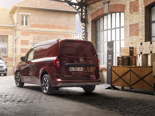 Nissan Townstar EV, une fourgonnette &eacute;lectrique pertinente