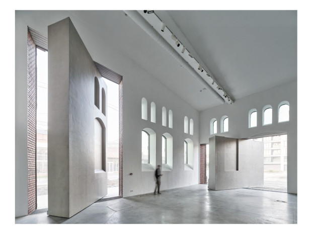 Galerie d\'art contemporain Plato R&eacute;publique Tch&egrave;qu