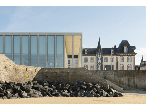 Mus&eacute;e du d&eacute;barquement Normandie Arromanches