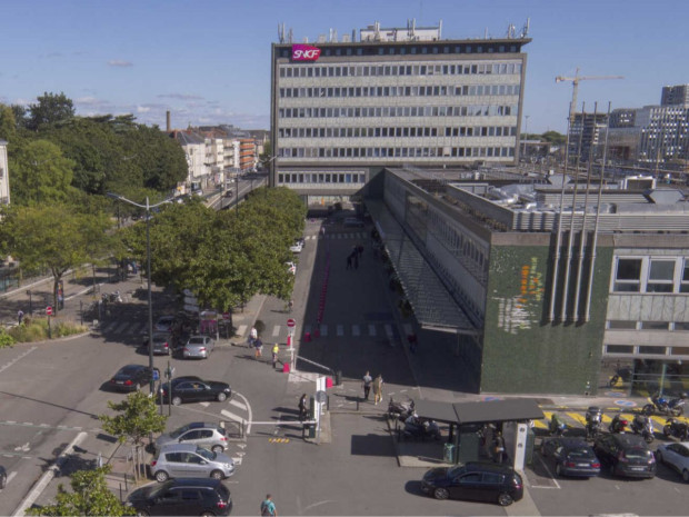 La gare de Nantes et sa tour SNCF avant la double r&eacute;novation