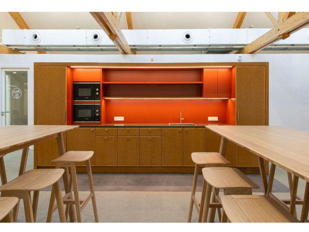Ecole du cuir Herm&egrave;s Apa architecture
