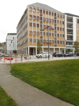 Maison de Territoire à Voiron (Isère) réalisée par Perraudin Architecte