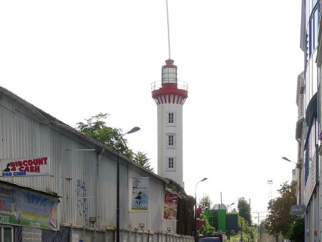 Phare de Paris