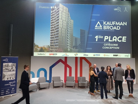 Remise du prix LMCF 2025 à Kaufman & Broad Remise du prix LMCF 2025 à Kaufman & Broad