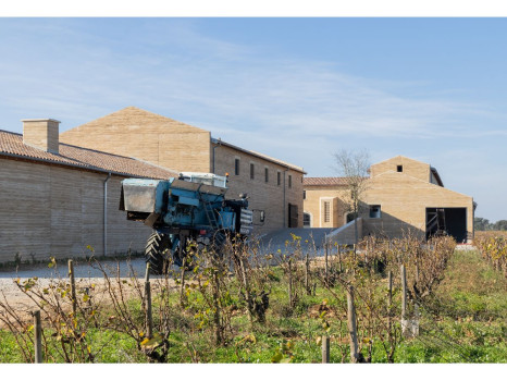 Château de Beaucastel prix AMO 2025